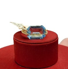 Vtg Sz 6 Ring Lg Aqua Blue Cubic Zirconia 18KGE Gold Electroplated Jewelry StyL2
