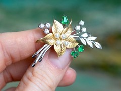 0.78Ct Emerald 0.55Ct Diamond and Pearl 18k Yellow Gold and Platinum Brooch