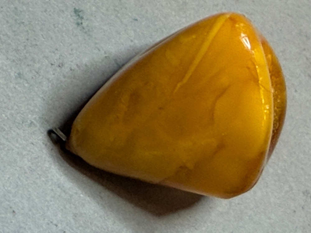 NATURAL OLD ANTIQUE YELLOW BUTTERSCOTCH BALTIC AMBER PENDANT 14,7 gr