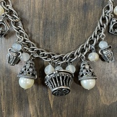 Vintage Chunky Faux Pearl Charm Bracelet 1950’s Etruscan 7.5”
