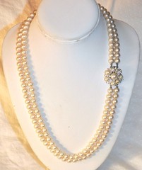 Marvella Pearl Set Necklace Earrings Case Signed Vintage