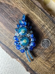 Vintage Costume Juliana Iridescent Peacock Blue Rhinestone Brooch V1309