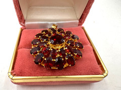 VICTORAN GENUINE RED ALMANDINE GARNET BROOCH PENDANT LRG MULTI TIERED HEART STN