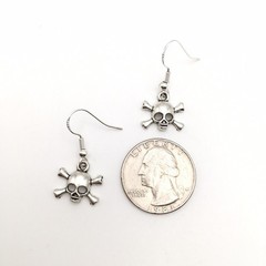 Silver Tone Costume Skull & Crossbones Hook Dangle Earrings #23