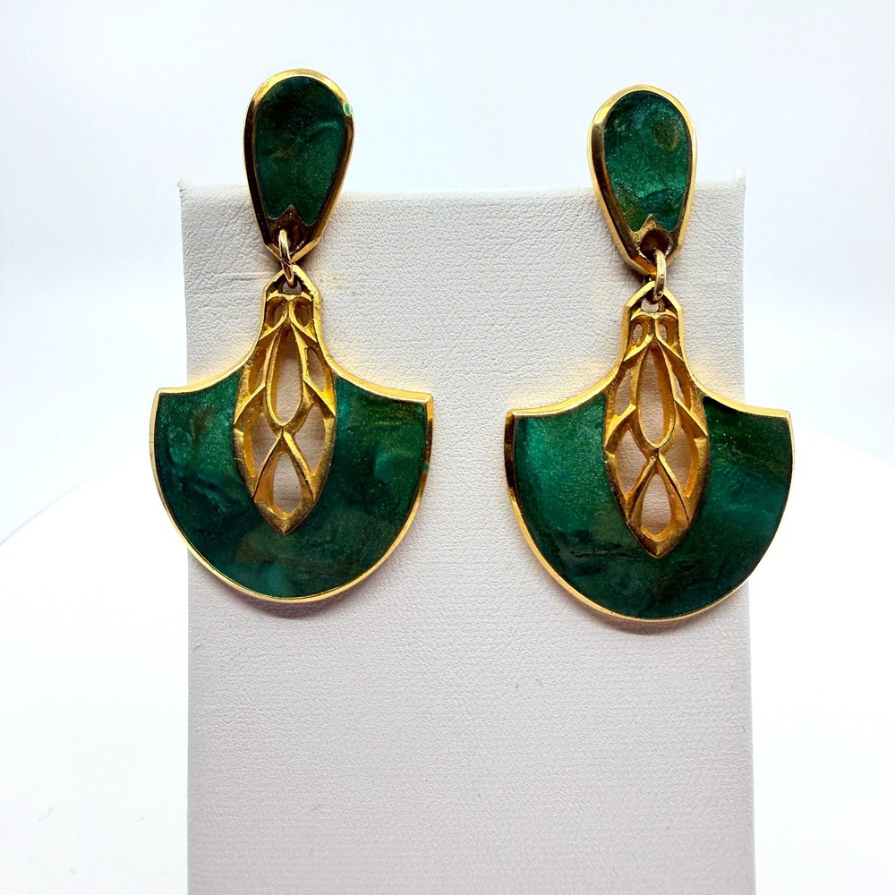 Vintage Green Enamel Gold Tone Geometric Ribbon Swirl Statement Clip On Earrings