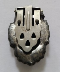 Art Deco Black Onyx and Marcasite Dress Clip – 1-1/8 inches long – M