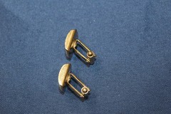 Collect Vintage Cufflinks Square Alloy Gold-Tone M.O.P. Signed Austria