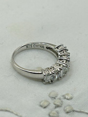 ROSS SIMONS VTG 925 Sterling Silver Cubic Zirconia CZ Band Ring Size 5