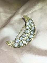 Unusual Antique Victorian Crescent Moon Brooch Prong Set Rhinestones Pin 1880s