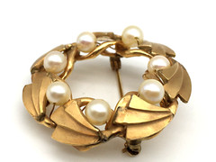 Henry Griffith Signed H.G. 60’s Brushed 1/20 12KTGF Cultured Pearls Wreath Pin