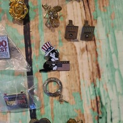 Hat Pin Lot 45 PC Jewelry Junk Drawer Pinback Button & Lapel & Hat Pin Lot