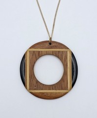 Vintage Gold Tone Wood Circle Pendant Necklace Mod MCM Segmented Geometric