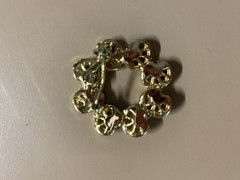 vintage unbranded brooch