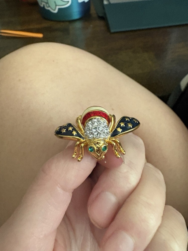 Joan Rivers Bee Patriotic Honey Bee Red White Blue Pin Brooch Rhinestone Enamel