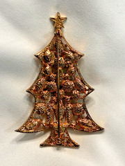 Rare Vintage Eisenberg Ice Regency Style Christmas Tree Brooch