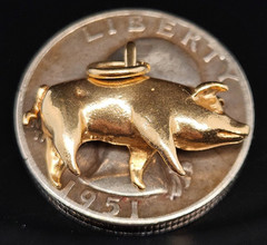 14K Gold LUCKY PIG Charm Pendant Piggy Farm Yellow Vintage 6 grams