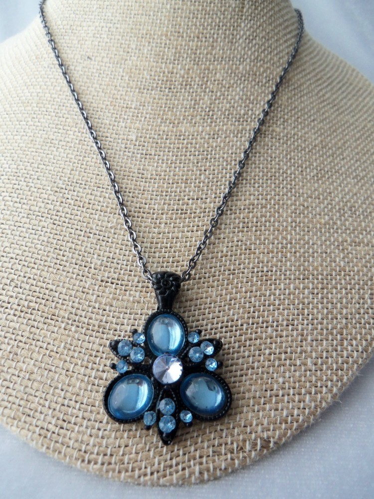 Vintage Sky Blue Rhinestone Cluster Black Enamel Pendant Necklace