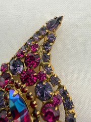Vintage Paisley Brooch Rhinestone Fuchsia Pink Purple Gold AB MCM Retro Cocktail