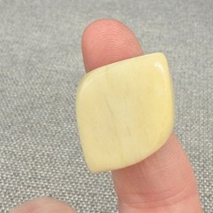 Vintage Ring Chunky Asymmetrical Cream Size 5.5 MCM Retro Mod