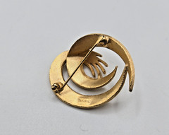VTG Crown Trifari Brooch Spiral Swirl Goldtone Brushed Textured