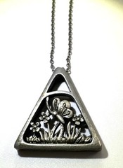 Vintage Medici Pewter Necklace Triangle Butterfly Design Pendant 18″ Chain