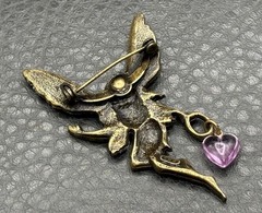 JJ Jonette VTG Gold Tone Fairy Brooch Pin Purple Heart Glitter Wings Mystical