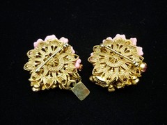Vintage Miriam Haskell Sweater Guard Brooch: Horseshoe Cartouche Pink Brooch
