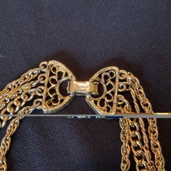 VTG 1960/70’s Goldette 4 Strand Amber Pendant w/Etched Locket Necklace Goldtone