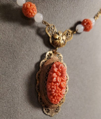 VTG ART DECO Coral Molded Glass Floral Necklace 1930s Glass & Brass 18″ Necklace