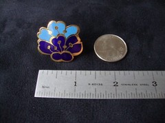 Vintage Cherry Blossom Cloisonne Blue & Cobalt Enamel Gold Tone Scarf Clip