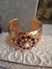 Graziano Vintage Beauty Multicolor Crystals & Faux Pearl Wide Gilt Metal Cuff