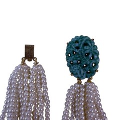 Multi-Strand Seed Pearl Necklace Green Carved Stone Centerpiece Gold Tone