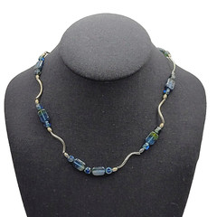 Vintage Blue Green Translucent Art Glass Necklace Wavy Silver Tone Alloy 18 in