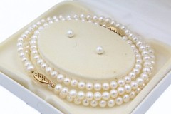 Timeless 14K Gold White Akoya Pearl Parure Set