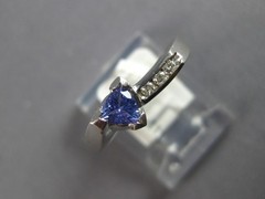ESTATE .48CT DIAMOND & AAA TANZANITE 14K WHITE GOLD 3D TRILLION & ROUND FUN RING