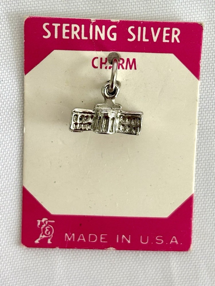 Vintage .925 Sterling Silver 3D White House Charm Pendant Made In The U.S.A. NEW