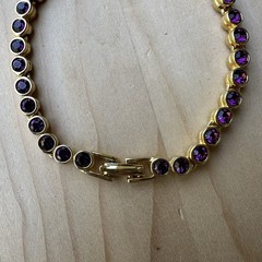 VTG Tennis Style Bracelet 7.25 Fold-Over Clasp Purple Crystals Yellow Gold Plate