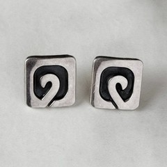 Vintage Mexican Sterling Silver Overlay Glyph Design Post Earrings – Signed