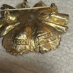 Vintage VANS AUTHENTICS Brooch Pin Pendant Purple Flower #3721 RARE