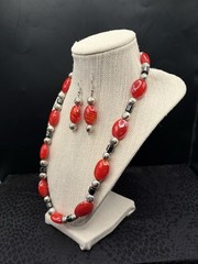 An Amberina Glass Bead 20” Necklace Matching Earrings Silver Tone Metal Spacers