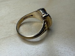 Vintage 1972 High School Class Ring SOLID 10K Gold Jostens