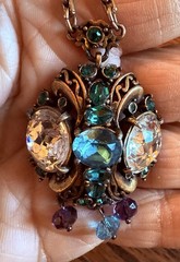 Vintage 1952 Hollycraft Glass Rhinestone Necklace Green Clear