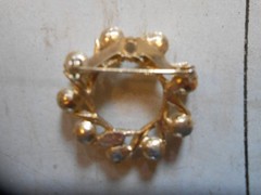 LOT OF 3 VINTAGE UNBRANDED GOLD & BRONZE BROOCHES