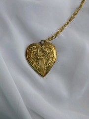 Vintage Repousse Heart Locket Large Pendant on 20″ Chain Gold Plated