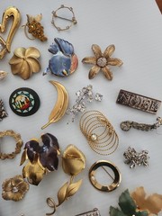 Vintage Costume Jewelry Lot of 50+ Brooches Rhinestone Enamel Floral Hearts Etc