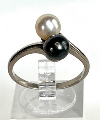 10K Double Pearl/ Tahitian Grey Ring size 8.75 weight 3.1gr #6-4