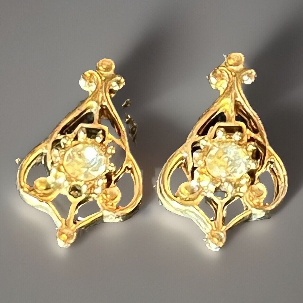 Pierced Earrings. Unknown Metal And Or Stones Gold Tone And Yellow Center Stone