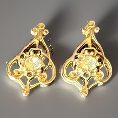 Pierced Earrings. Unknown Metal And Or Stones Gold Tone And Yellow Center Stone