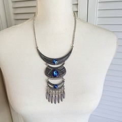 Vintage Necklace Lot Blue Glass Beads and other Materials 7 Necklaces