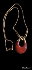 1960’S CROWN TRIFARI GOLD-TONE BURGUNDY LUCITE PARIS ERA MODERN NECKLACE PENDANT